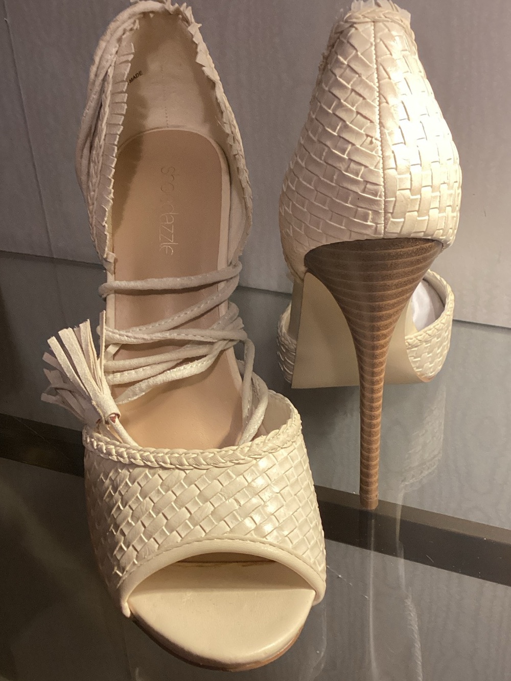 Shoe Dazzle Cream Woven Peep-Toe Lace-Up Heels with Tassel WrapSZ 9.
